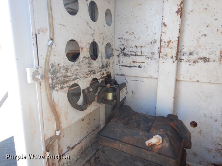 image for item GF9099 2012 Ford F450 Super Duty service truck