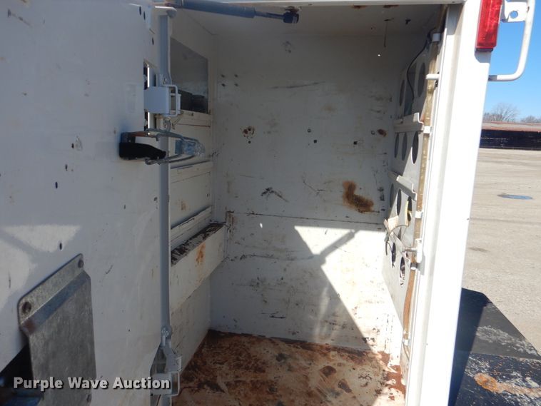 image for item GF9099 2012 Ford F450 Super Duty service truck