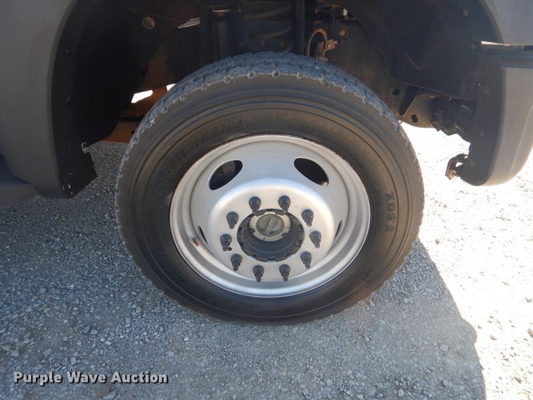 image for item GF9099 2012 Ford F450 Super Duty service truck