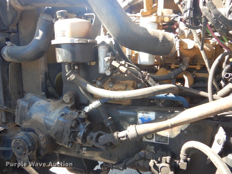 image for item GF9101 2004 Kenworth T300 propane truck