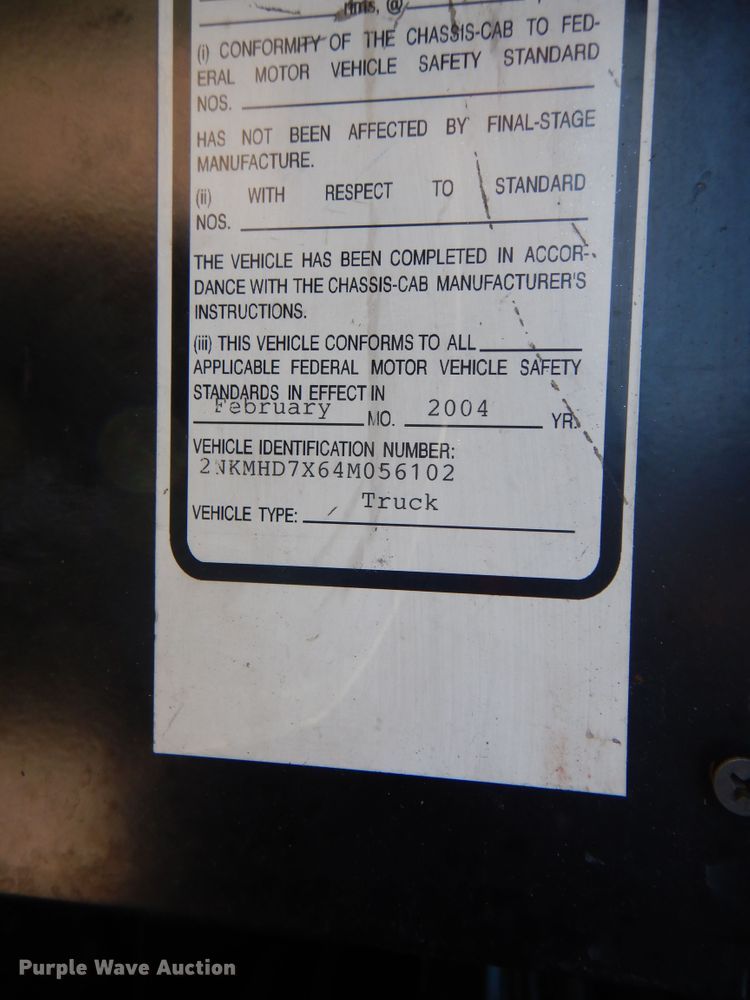 image for item GF9101 2004 Kenworth T300 propane truck