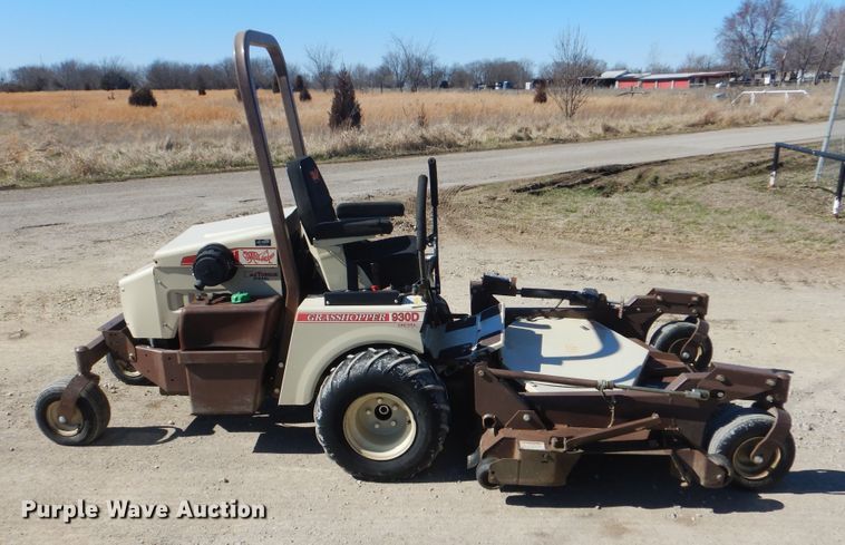 image for item GF9106 Grasshopper 930D2 ZTR lawn mower