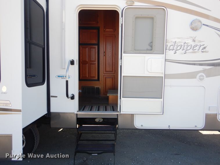 image for item GF9115 2008 Forest River Sandpiper camper