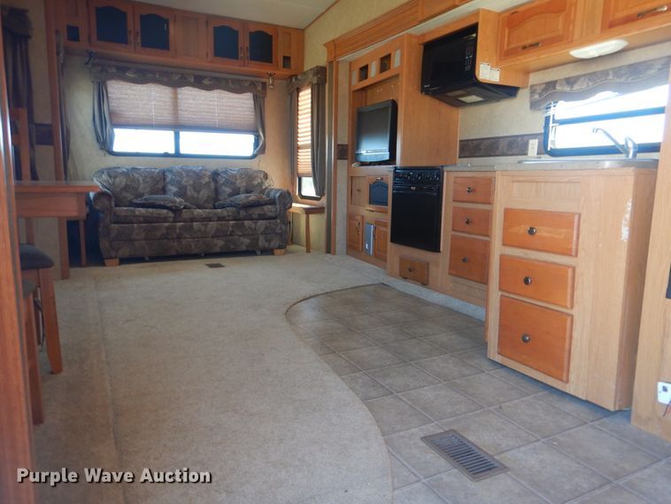 image for item GF9115 2008 Forest River Sandpiper camper