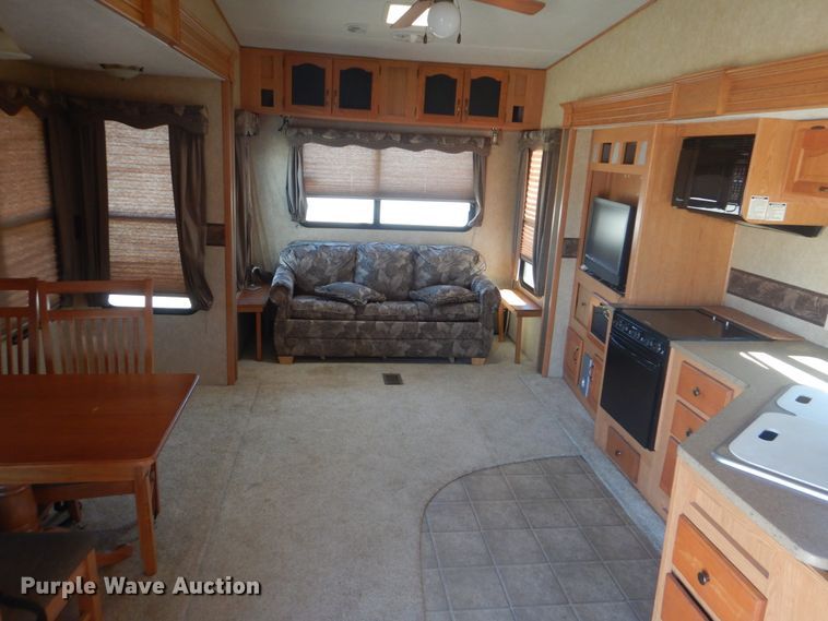 image for item GF9115 2008 Forest River Sandpiper camper