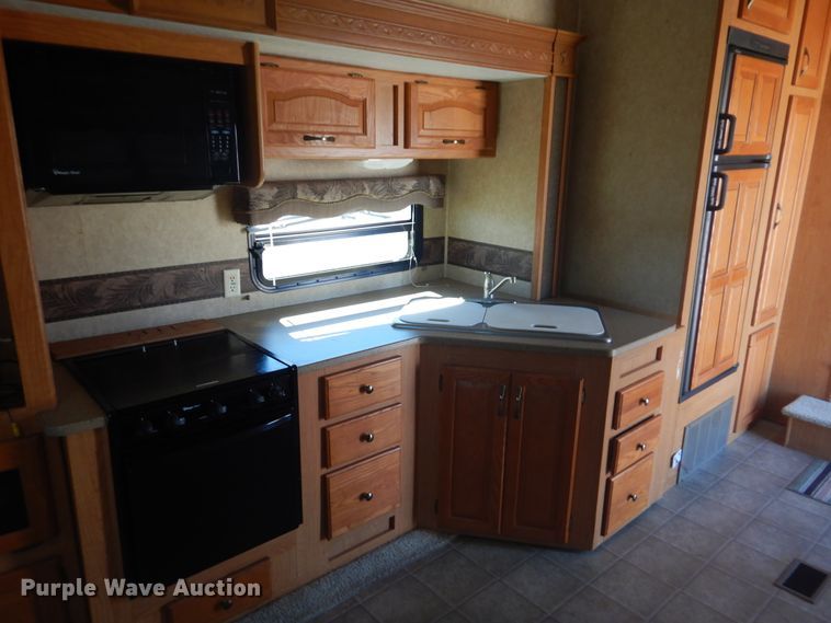 image for item GF9115 2008 Forest River Sandpiper camper