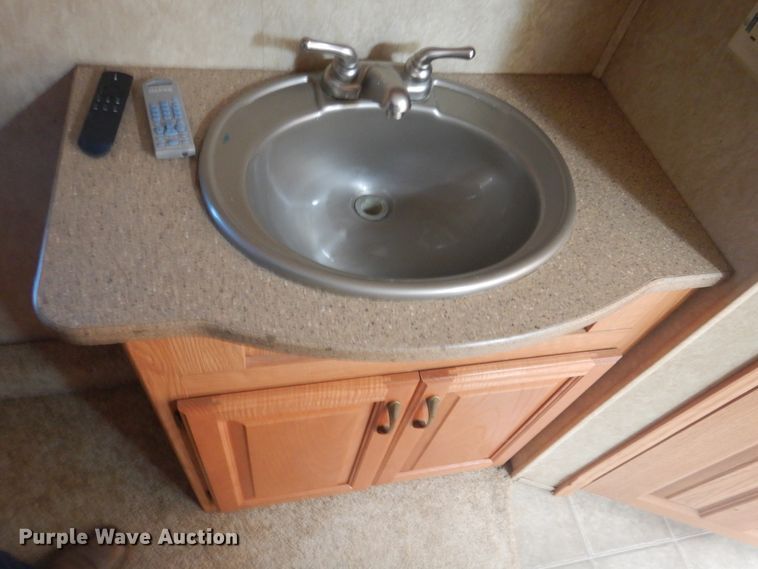 image for item GF9115 2008 Forest River Sandpiper camper