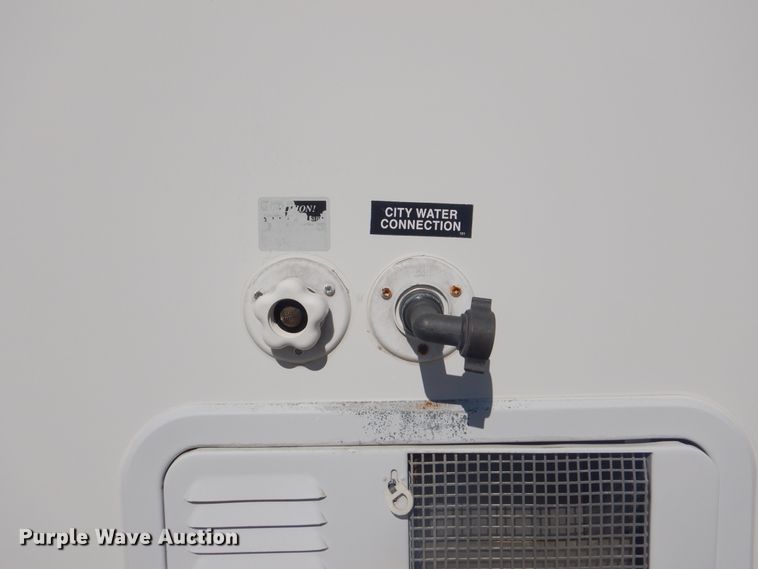 image for item GF9115 2008 Forest River Sandpiper camper