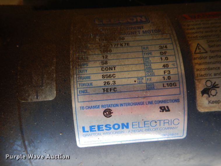 image for item GF9117 2011 Ford E450 utility van with sprayer