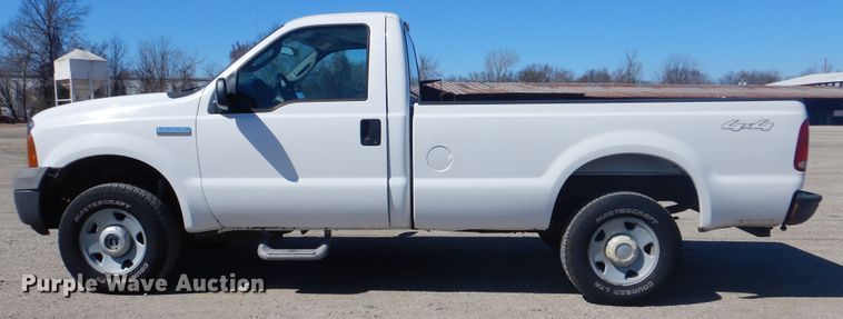image for item GF9119 2005 Ford F250 pickup truck