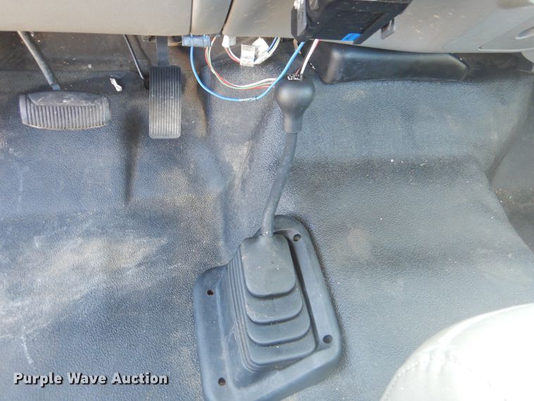 image for item GF9119 2005 Ford F250 pickup truck