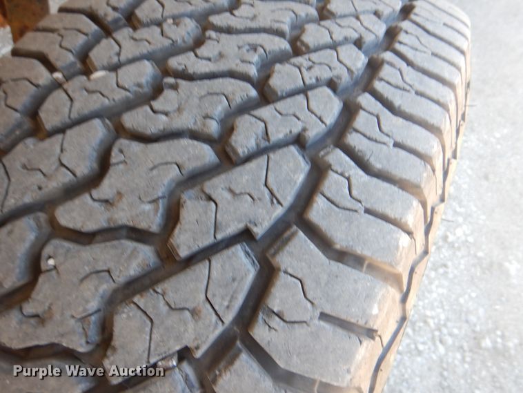 image for item GF9119 2005 Ford F250 pickup truck