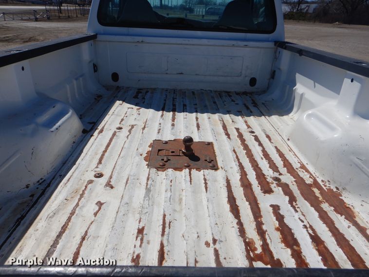 image for item GF9119 2005 Ford F250 pickup truck