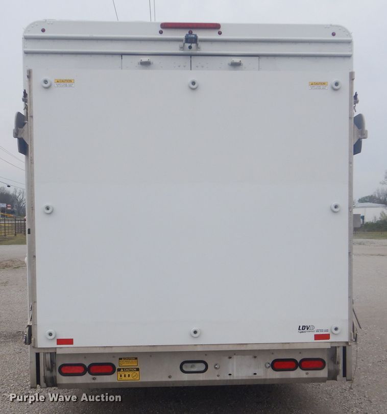 image for item GF9121 2014 Freightliner MT45 delivery truck