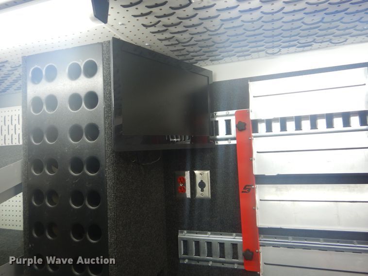 image for item GF9121 2014 Freightliner MT45 delivery truck