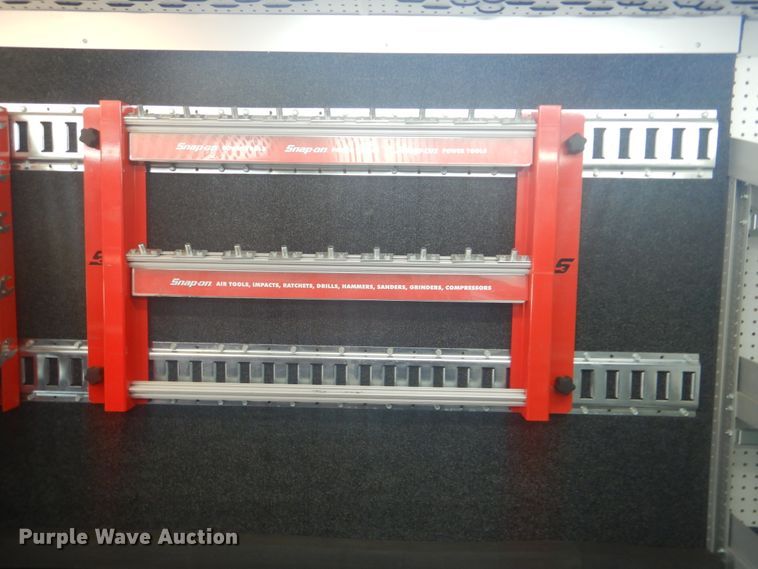 image for item GF9121 2014 Freightliner MT45 delivery truck