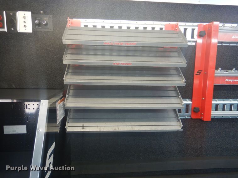 image for item GF9121 2014 Freightliner MT45 delivery truck