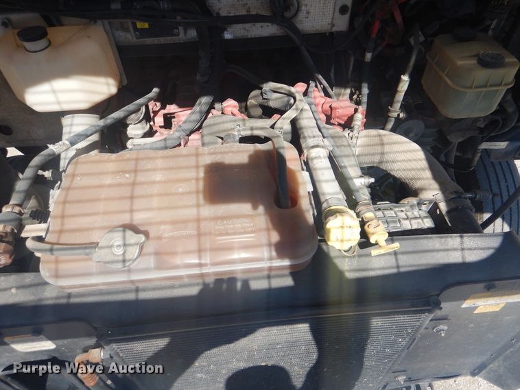 image for item GF9121 2014 Freightliner MT45 delivery truck