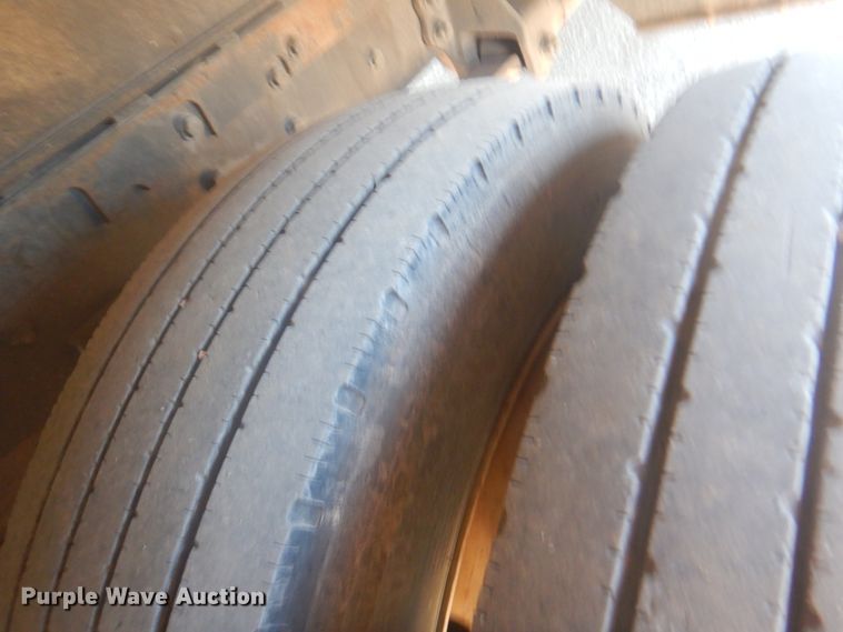 image for item GF9121 2014 Freightliner MT45 delivery truck