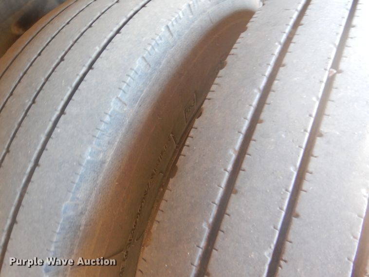 image for item GF9121 2014 Freightliner MT45 delivery truck