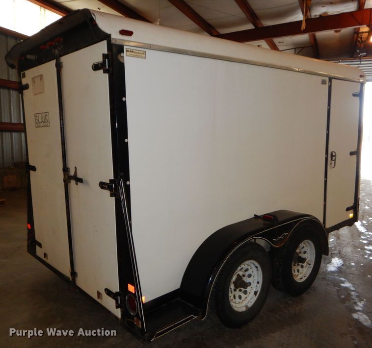 image for item GG9695 1998 Blair enclosed cargo trailer