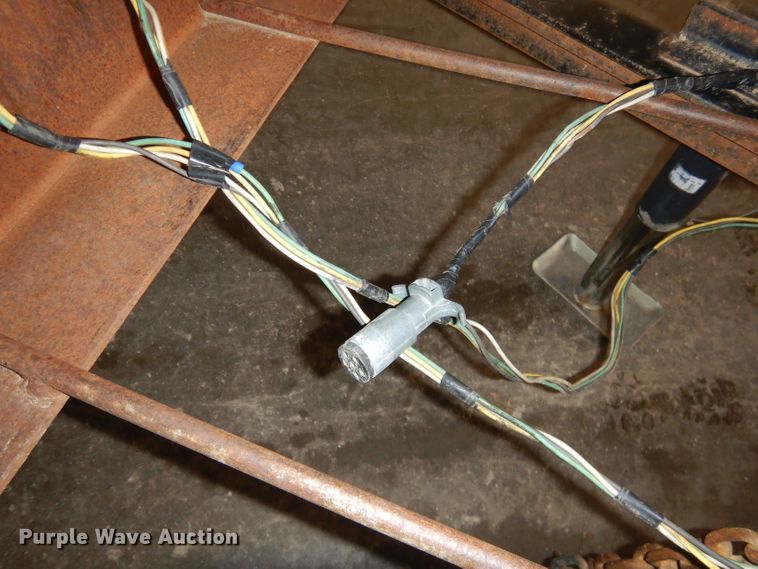 image for item GG9695 1998 Blair enclosed cargo trailer