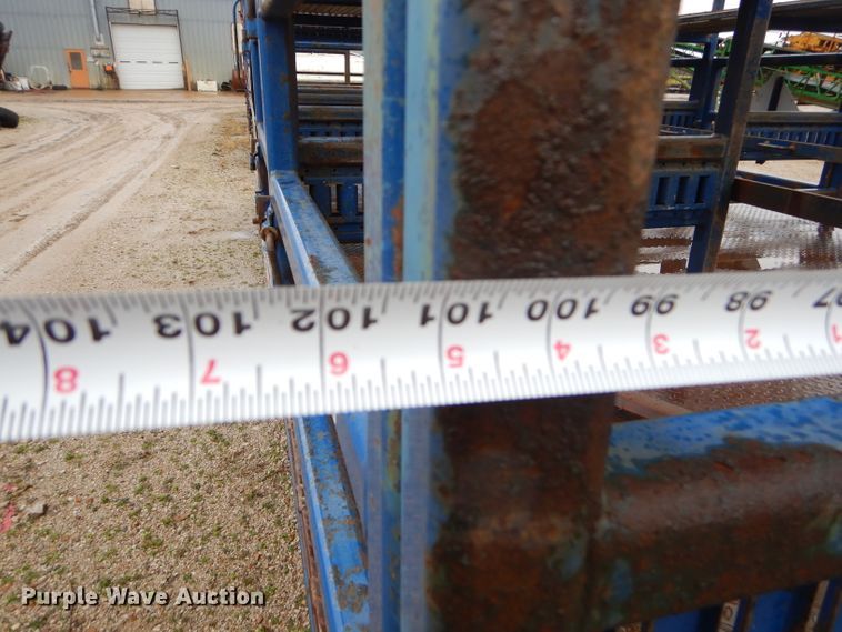 image for item GG9699 Steel propane tank bed