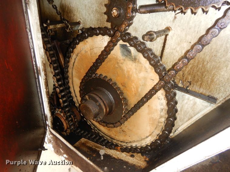 image for item GG9704 Harsh 575 steel feed mixer bed