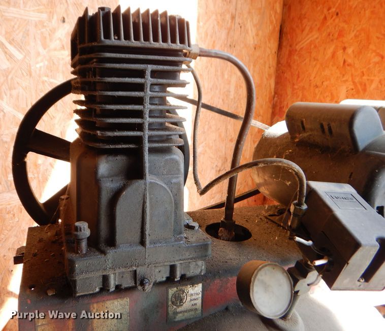 image for item GG9711 Magnum Force air compressor