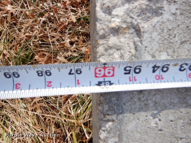 image for item GG9713 (4) concrete feed bunks