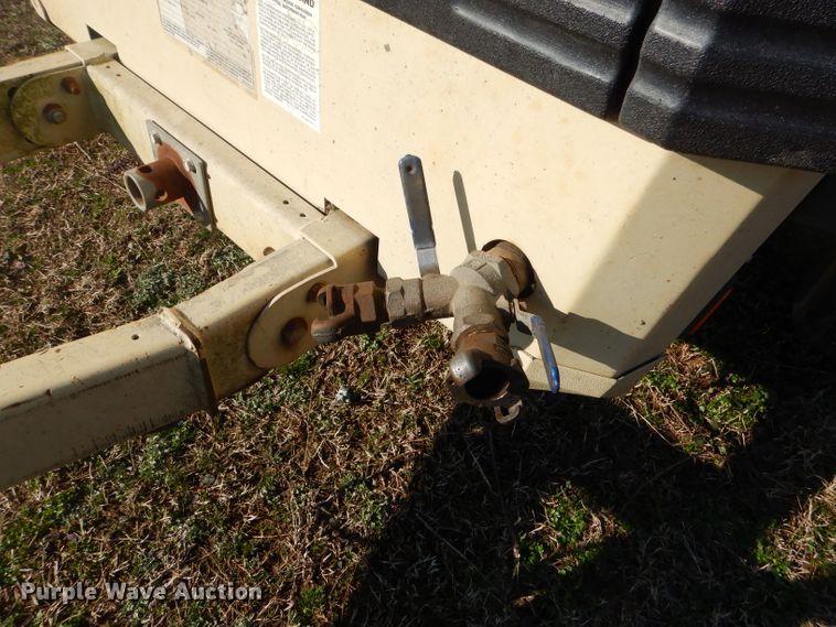 image for item GG9720 Ingersoll Rand 185 air compressor