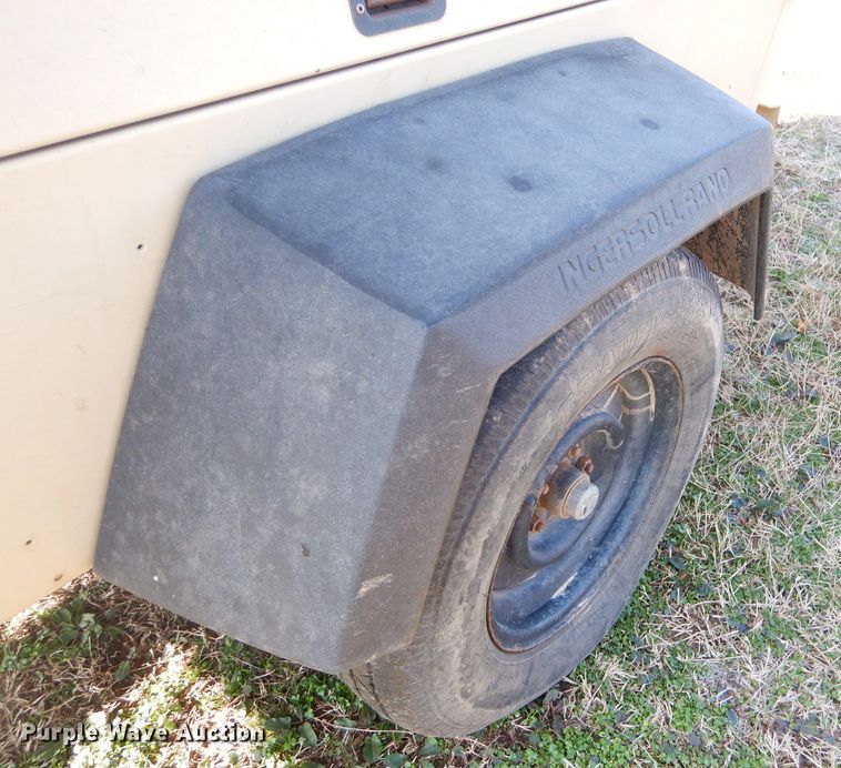 image for item GG9720 Ingersoll Rand 185 air compressor