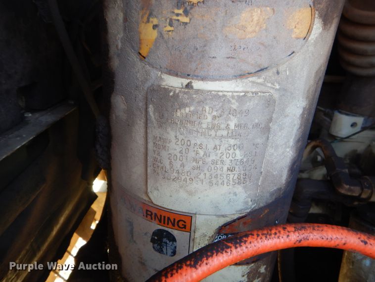 image for item GG9720 Ingersoll Rand 185 air compressor