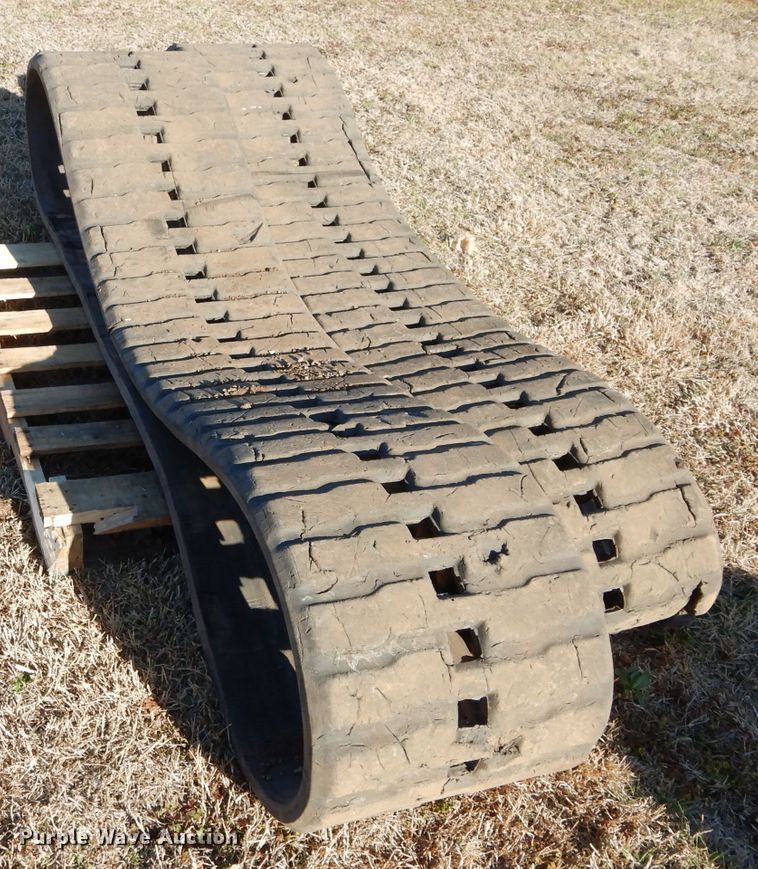image for item GK9031 Skid steer tires and tracks