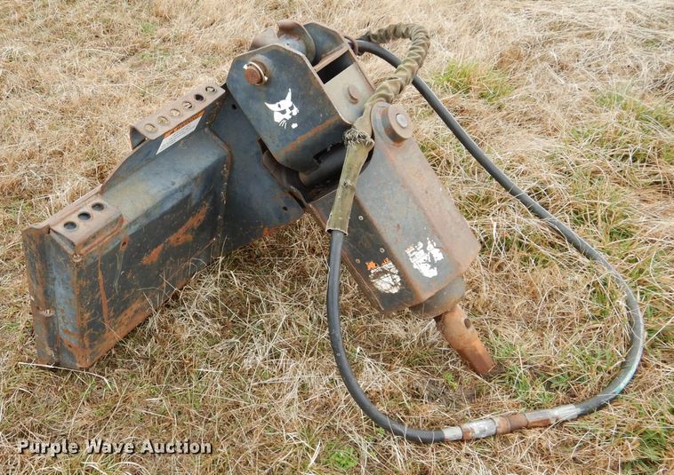 Bobcat skid steer auger in Atlanta, KS | Item GK9035 sold | Purple Wave