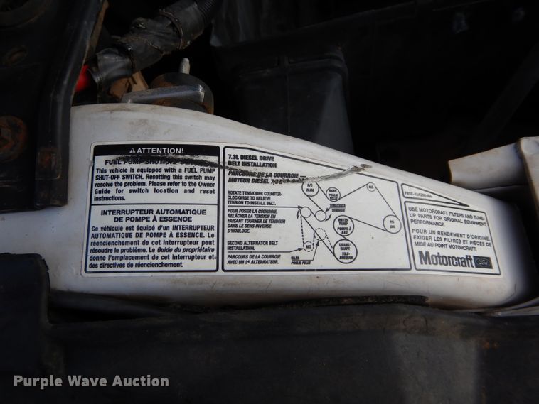 image for item GK9040 2001 Ford F350 Super Duty SuperCab bale bed pickup truck