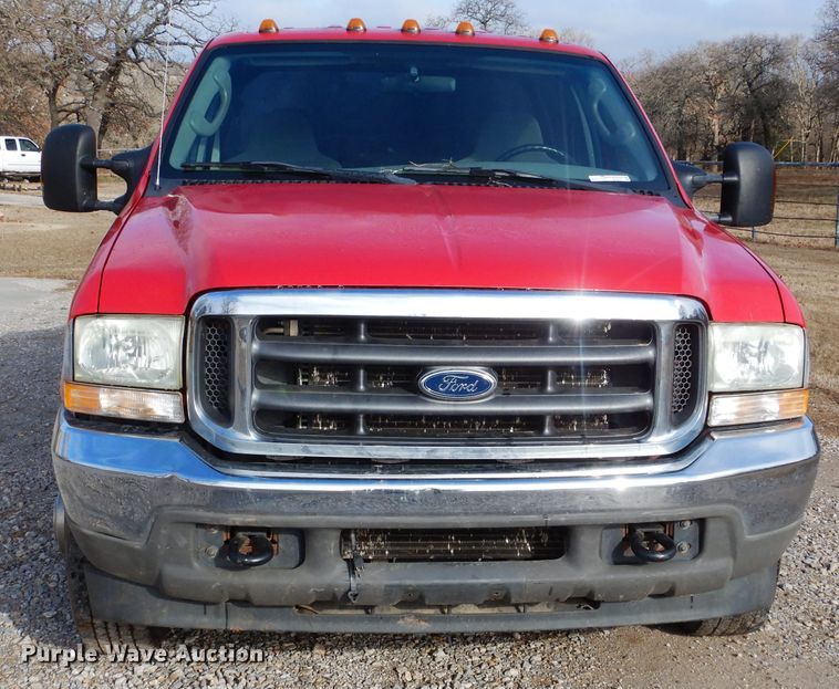 image for item GK9041 2004 Ford F350 Super Duty Crew Cab pickup truck