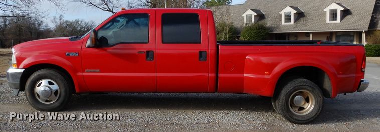 image for item GK9041 2004 Ford F350 Super Duty Crew Cab pickup truck