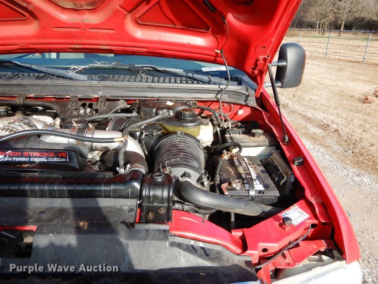 image for item GK9041 2004 Ford F350 Super Duty Crew Cab pickup truck