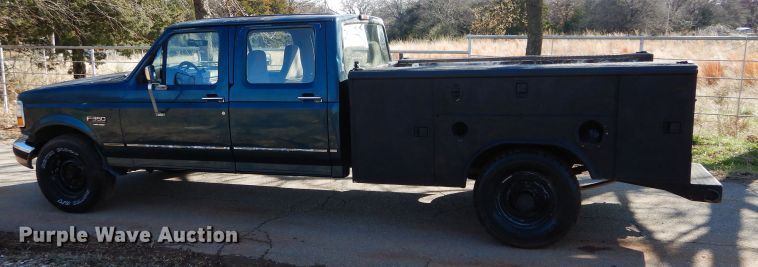image for item GK9043 1996 Ford F350 Crew Cab utility bed pickup truck