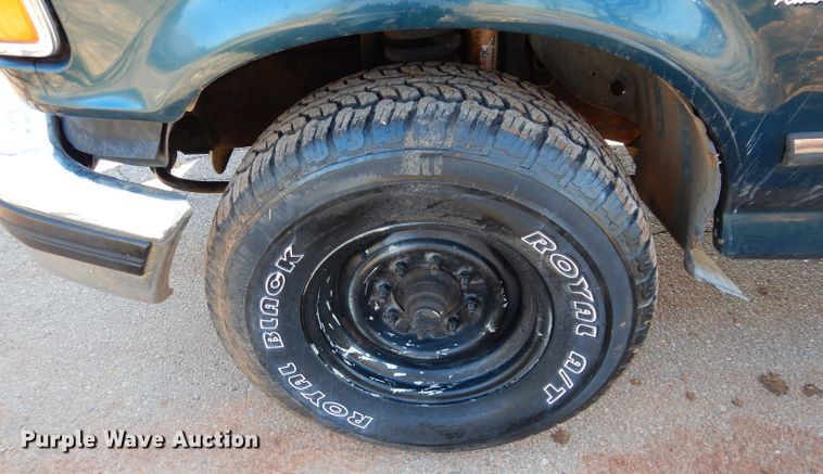 image for item GK9043 1996 Ford F350 Crew Cab utility bed pickup truck