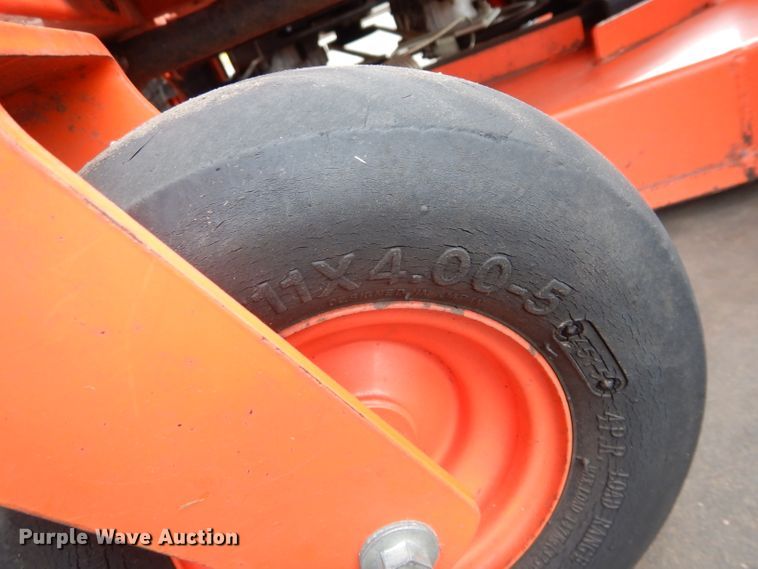 image for item GK9051 Kubota Z122RKW ZTR lawn mower