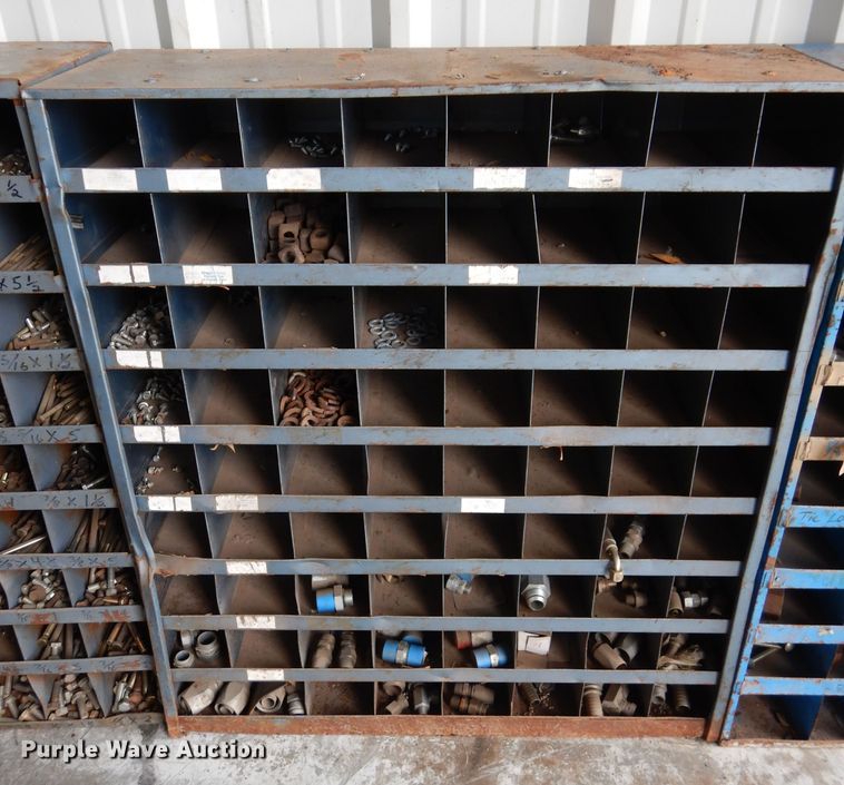 image for item GK9052 Approximately 10 bolt bins