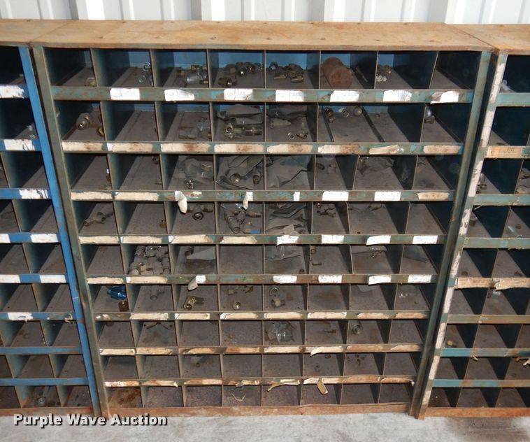 image for item GK9052 Approximately 10 bolt bins