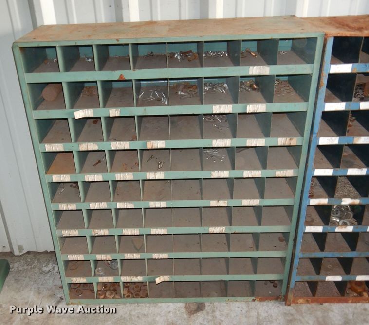 image for item GK9052 Approximately 10 bolt bins