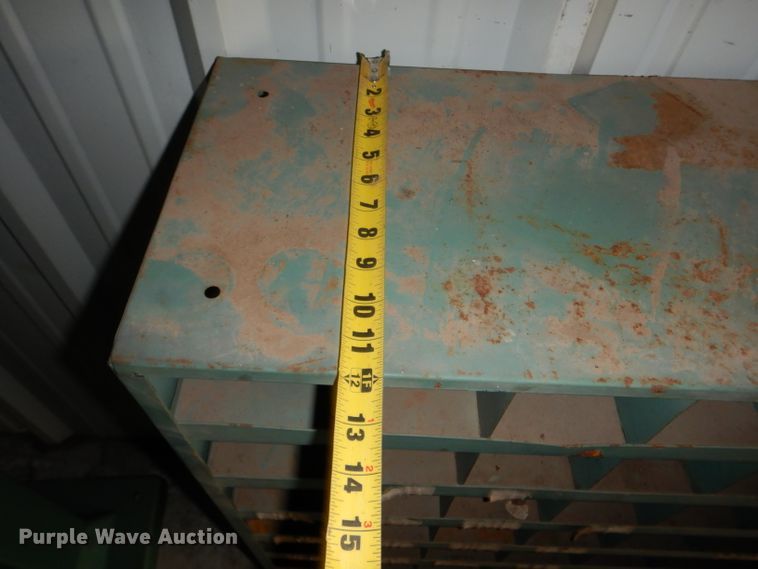 image for item GK9052 Approximately 10 bolt bins