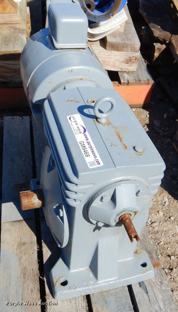 image for item GM9469 (9) motors and gearboxes