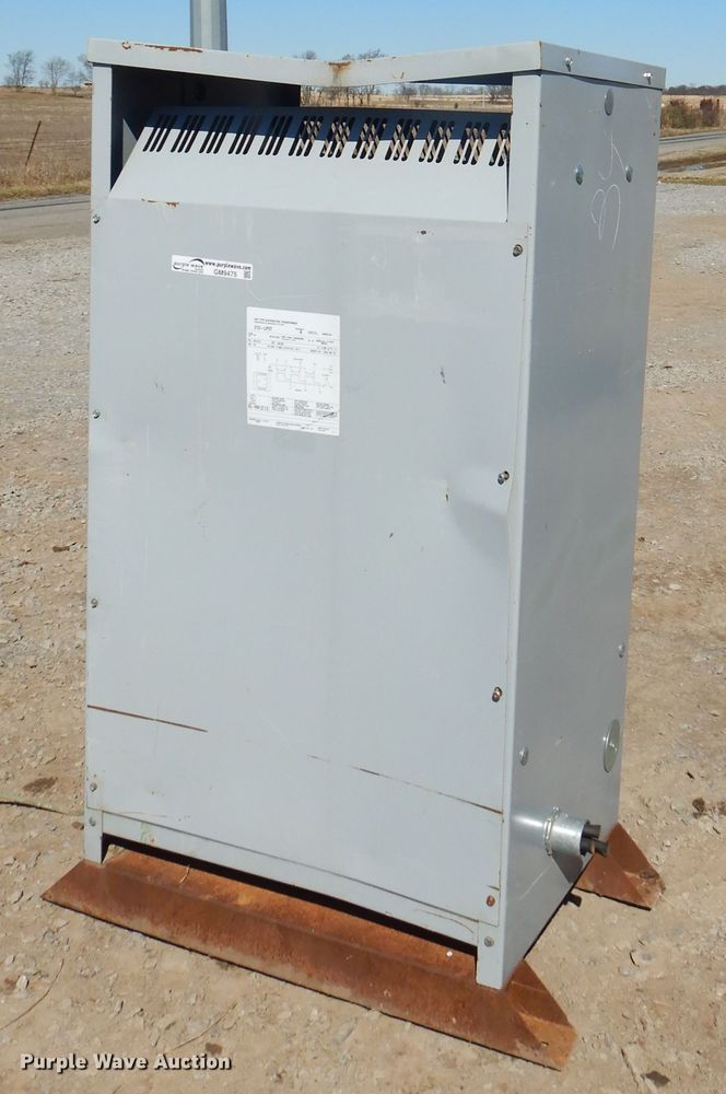 image for item GM9475 Challenger Delta 460Y/266 pad mount transformer