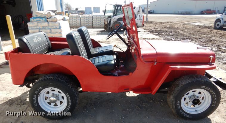 image for item GO9042 1946 Willy's Jeep CJ-2A SUV