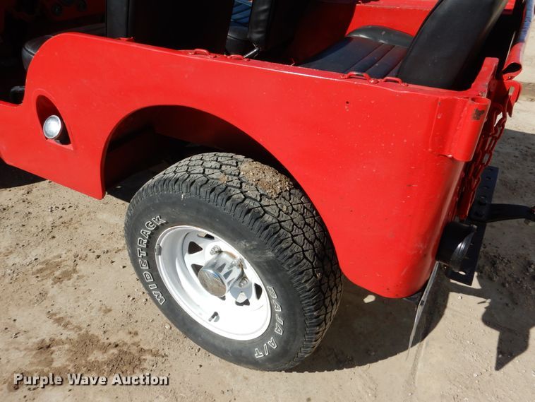 image for item GO9042 1946 Willy's Jeep CJ-2A SUV